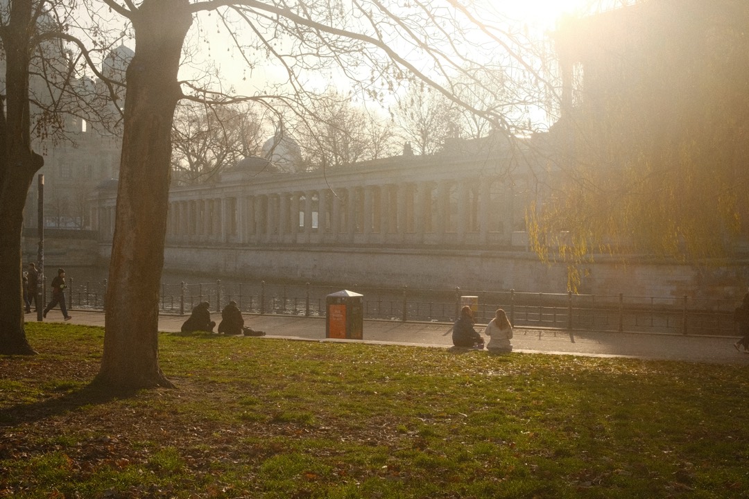 Museumsinsel im Wintergegenlicht